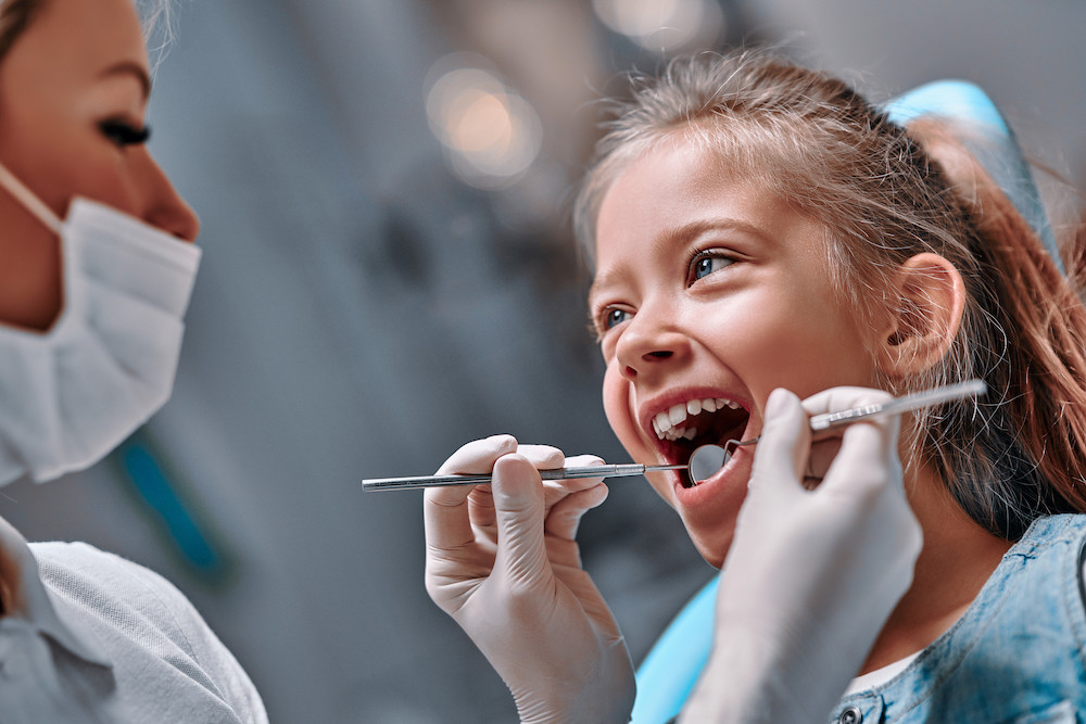Удаление подвижного зуба у ребенка